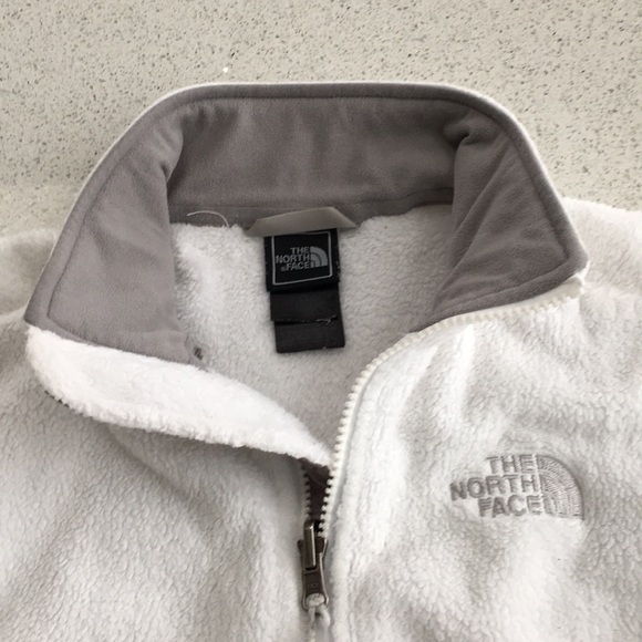 North Face white fleece jacket - Picture 3 of 6